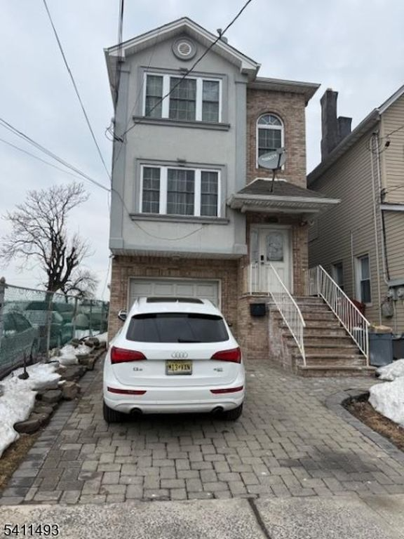 949 Olive St, Elizabeth, NJ 07201